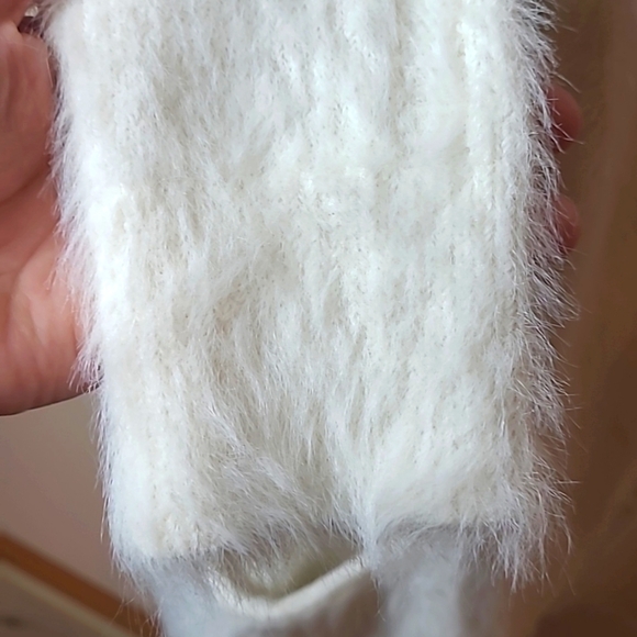 Ivory eyelash cardigan banana republic Size S - Picture 8 of 10